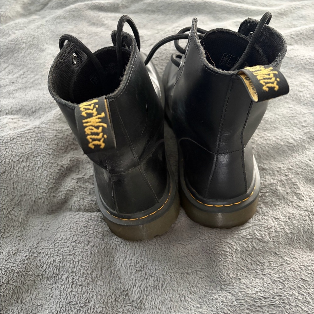 Doc Martens Airwair Black Boots - Picture 2 of 5